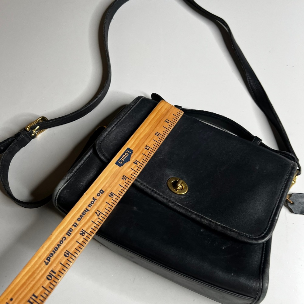 Vintage Coach Regina Bag 9983 Black Leather Crossbody Turnlock Top Handle USA - Picture 6 of 11